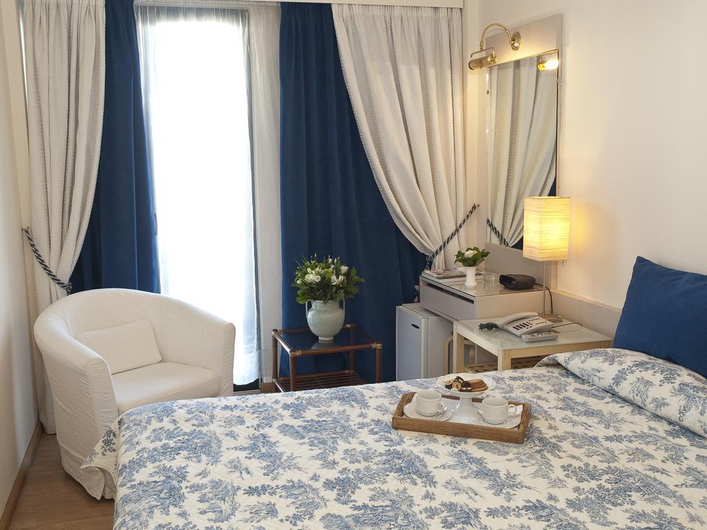 The Park Hotel Piraeus Luaran gambar